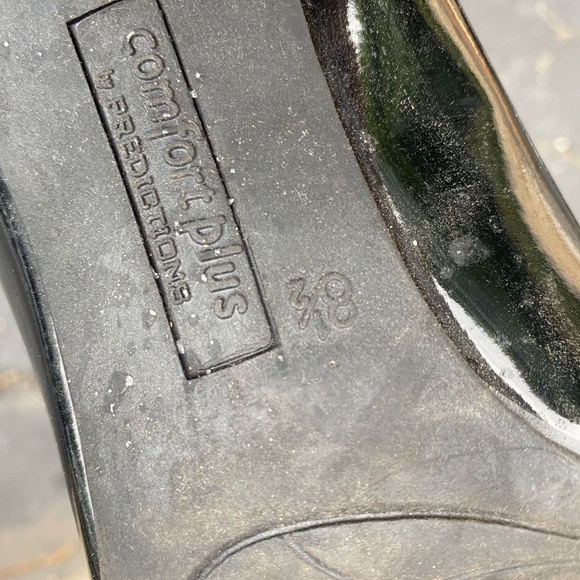 8.5 Red Comfort Plus High Heeled Shoes - Picture 6 of 11